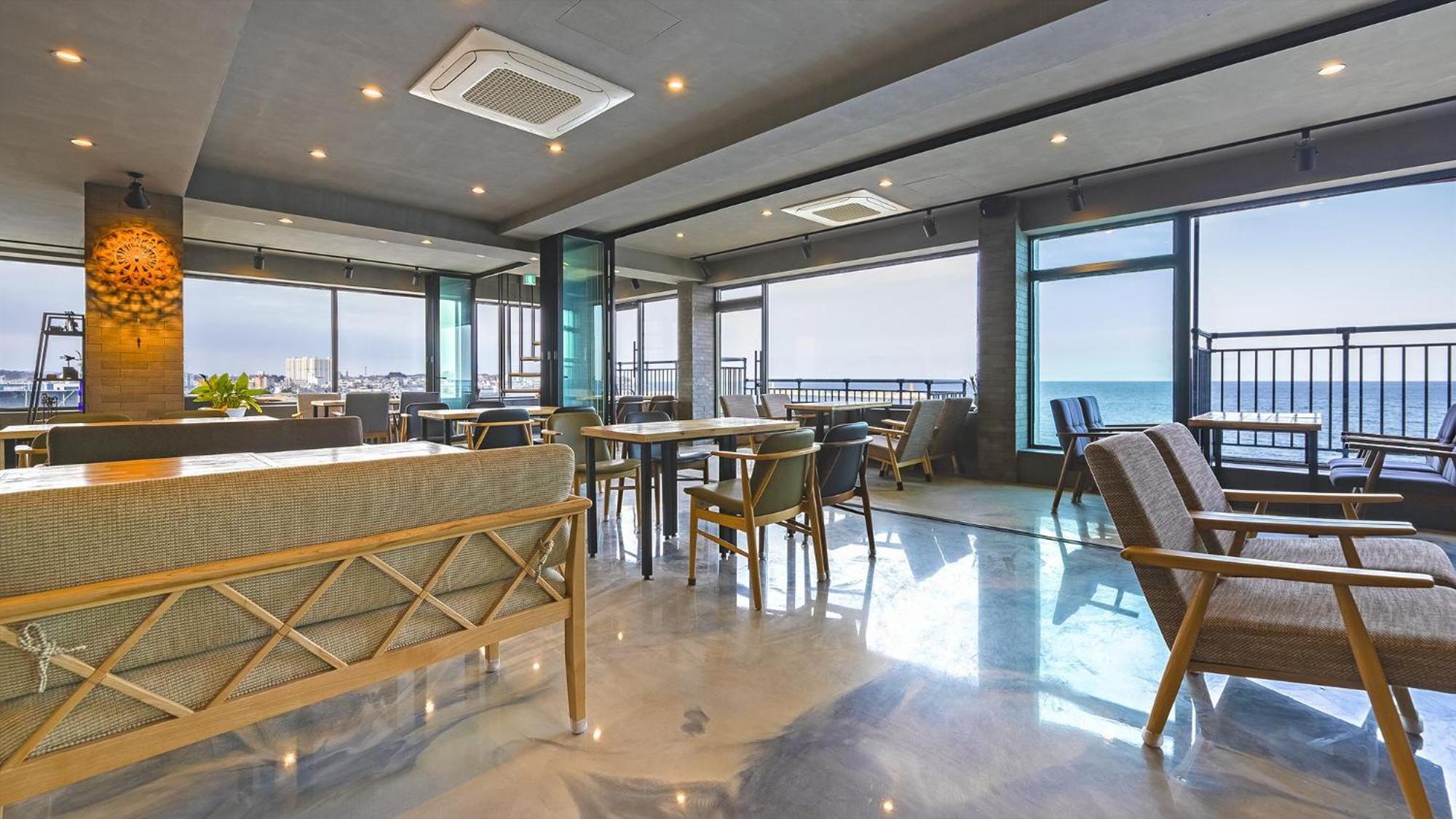 Gangneung Haerang Pension Екстер'єр фото